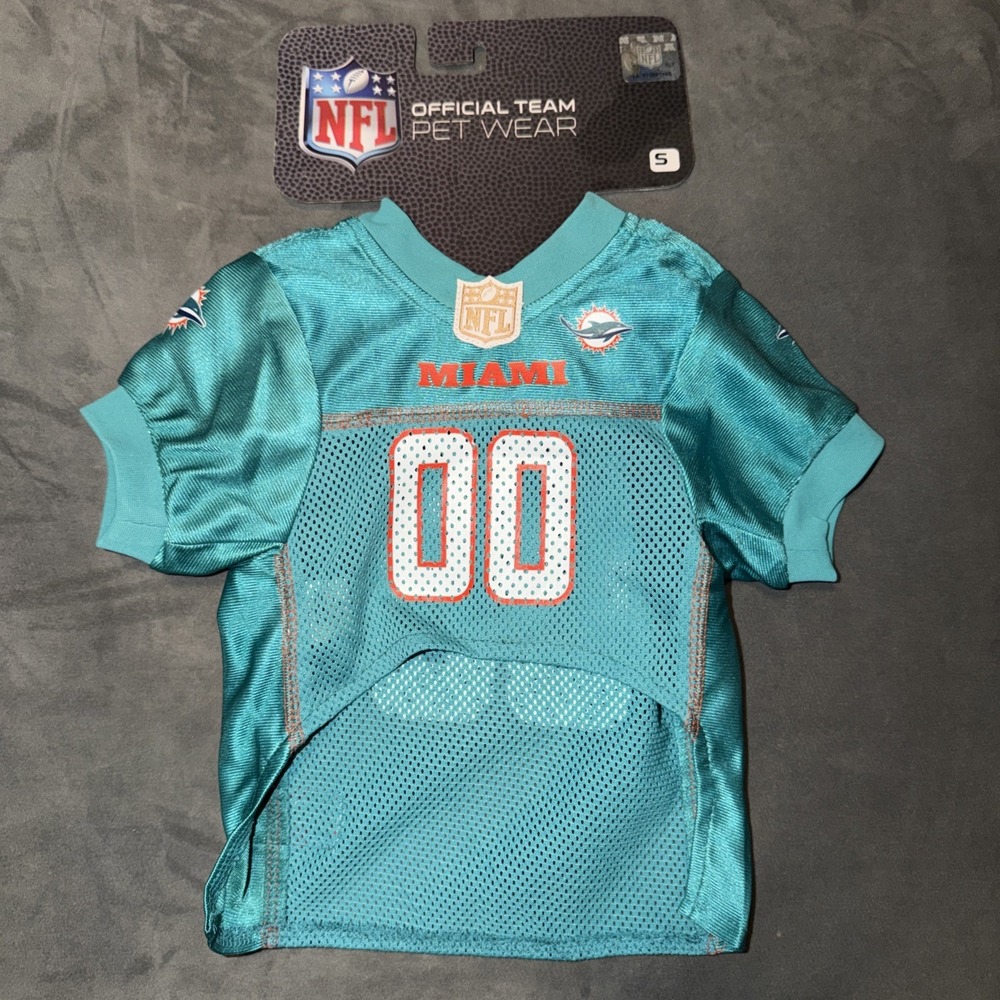 NFL Official Team Pet Wear Miami Dolphins Sz Small (Dark Mark On Top Right Side)